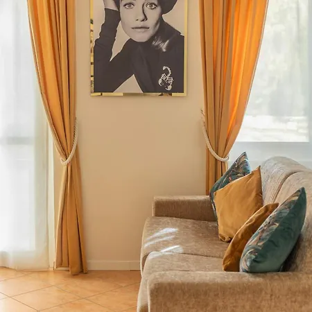La Corte Di Danilo Feriehus Lecco